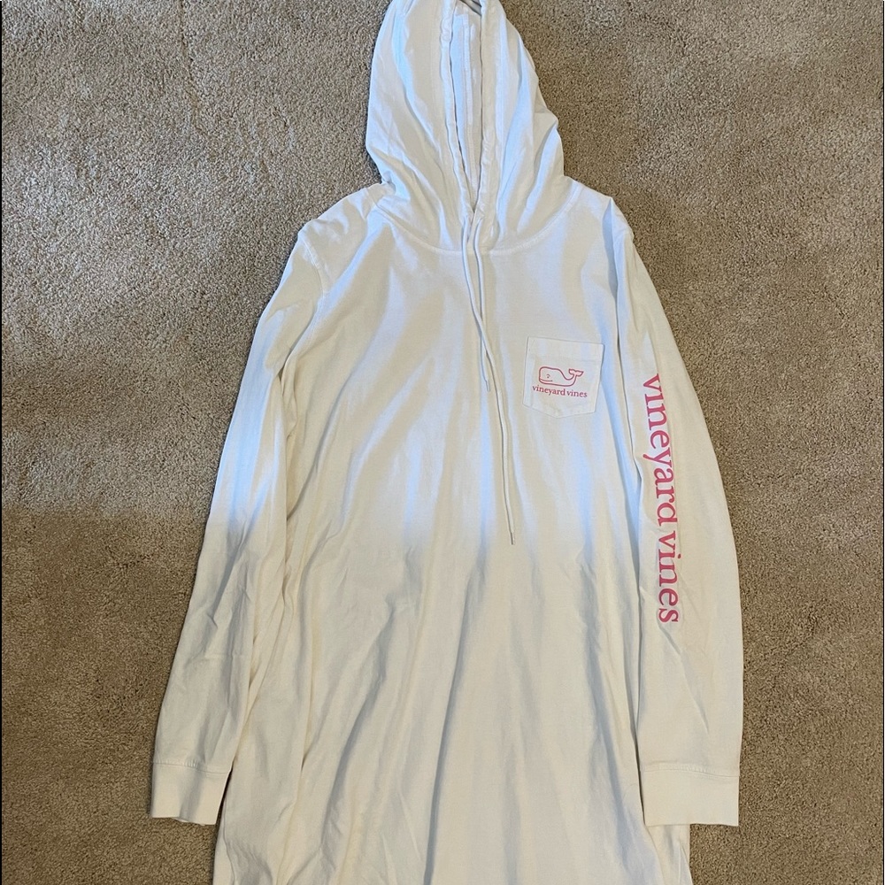 Vineyard Vines beach cover up